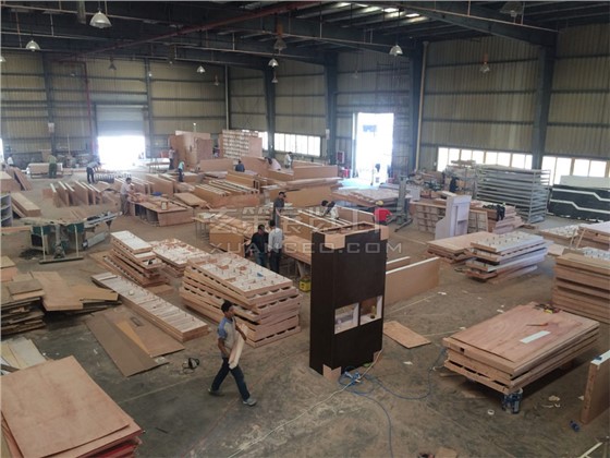 廠房內(nèi)景02