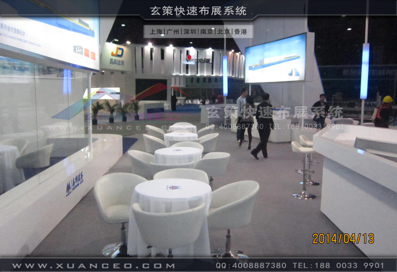 玻璃展展臺(tái)搭建細(xì)節(jié)展示 玻璃展展臺(tái)搭建細(xì)節(jié)展示