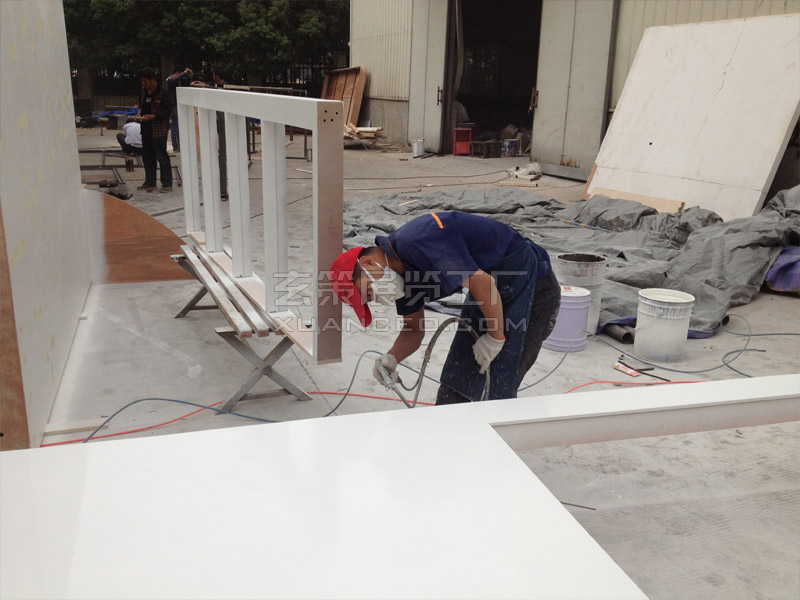 展覽工廠油漆工 展覽工廠油漆工